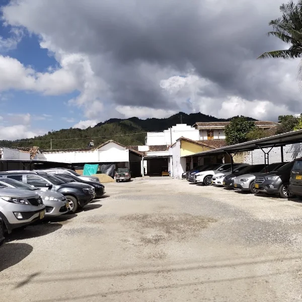 Parqueadero Retiro Plaza - destacada