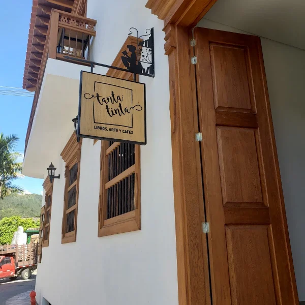 TantaTinta Librería - Café - destacada